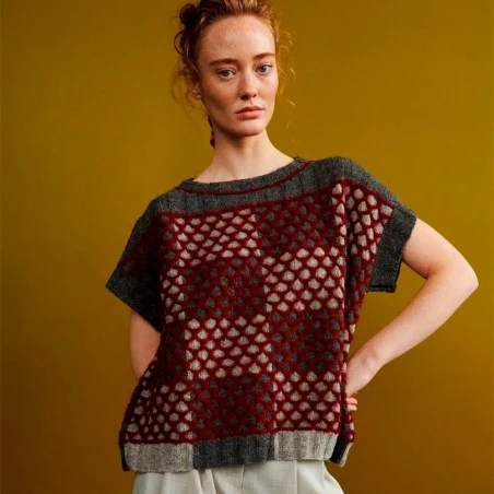 A Knitting Life 2 By Marianne Isager. Out Into The World 4 A Knitting Life 2 By Marianne Isager. Out Into The World - Imagen 2