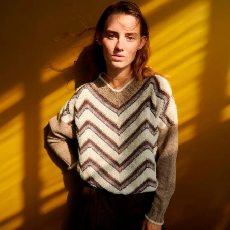 A Knitting Life 2 By Marianne Isager. Out Into The World 6 A Knitting Life 2 By Marianne Isager. Out Into The World - Imagen 4