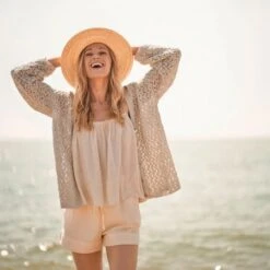 Breeze. 4 Projects For Rowan By Quail Studio -Las Tijeras Magicas Tienda breeze 4 projects for rowan by quail studio 3