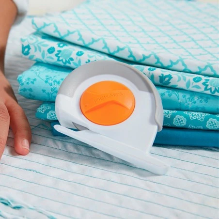 Cutter Para Felpa - Fiskars 4 Cutter Para Felpa - Fiskars - Imagen 2