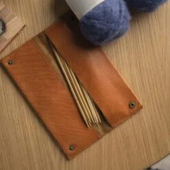 Estuche Para Ganchillos - Muud Hattie -Las Tijeras Magicas Tienda estuche para ganchillos muud hattie 6