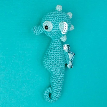 Kit De Amigurumi - Caballito De Mar Molly - Hardicraft 4 Kit De Amigurumi - Caballito De Mar Molly - Hardicraft - Imagen 2