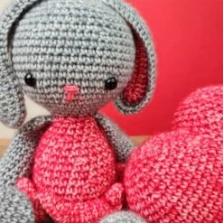 Kit De Amigurumi - Pippa Rabbit - Hardicraft -Las Tijeras Magicas Tienda kit de amigurumi pippa rabbit hardicraft 1