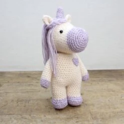 Kit De Amigurumi - Unicornio Dolly - Hardicraft -Las Tijeras Magicas Tienda kit de amigurumi unicornio dolly hardicraft 1