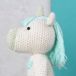 Kit De Amigurumi - Unicornio Holly - Hardicraft 7 Kit De Amigurumi - Unicornio Holly - Hardicraft -Las Tijeras Magicas Tienda kit de amigurumi unicornio holly hardicraft 2