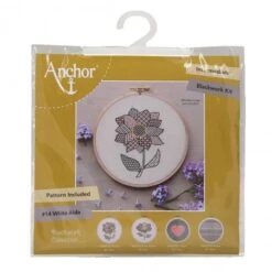 Kit De Bordado Blackwork - Dahlia - Anchor -Las Tijeras Magicas Tienda kit de bordado blackwork dahlia anchor 1