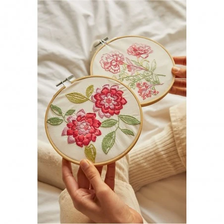 Kit De Bordado - Clavel Poético - DMC 3 Kit De Bordado - Clavel Poético - DMC