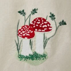 Kit De Bordado - Tote Bag Con Champiñones - DMC 6 Kit De Bordado - Tote Bag Con Champiñones - DMC -Las Tijeras Magicas Tienda kit de bordado tote bag con champinones dmc 1