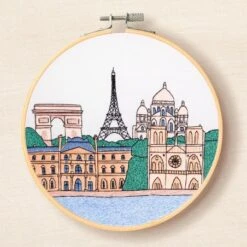 Kit De Bordado Tradicional - Monumentos Parisinos - DMC