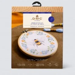 Kit De Punto De Cruz - Corona De Abeja - DMC -Las Tijeras Magicas Tienda kit de punto de cruz corona de abeja dmc 3