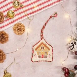 Kit De Punto De Cruz Para Navidad - Gingerbread Houses - Anchor -Las Tijeras Magicas Tienda kit de punto de cruz para navidad gingerbread houses anchor 3