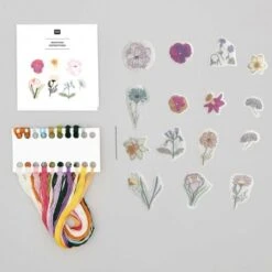 Kit Stick & Stitch - Flores - Rico Design 8 Kit Stick & Stitch - Flores - Rico Design -Las Tijeras Magicas Tienda kit stick stitch flores rico design 2