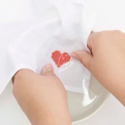 Kit Stick & Stitch Pixel Art - Corazones - Rico Design -Las Tijeras Magicas Tienda kit stick stitch pixel art corazones rico design 3