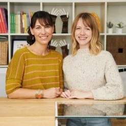 Knits From The LYS: A Collection By Espace Tricot -Las Tijeras Magicas Tienda knits from the lys a collection by espace tricot 3