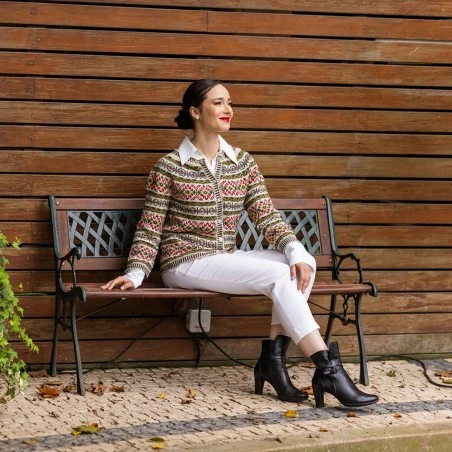 Knitting Around Europe By André De Castro 11 Knitting Around Europe By André De Castro - Imagen 9