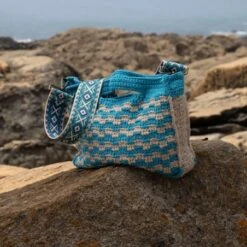 Knitting With Designers. Seaside Walk 37 Knitting With Designers. Seaside Walk -Las Tijeras Magicas Tienda knitting with designers seaside walk 15