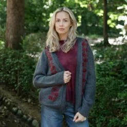 Memory Lane. Embellished Knits To Cherish -Las Tijeras Magicas Tienda memory lane embellished knits to cherish 12