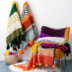 Mix & Match. Modern Crochet Blankets -Las Tijeras Magicas Tienda mix match modern crochet blankets 4