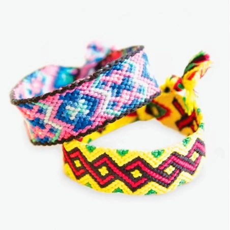 Pack De 12 Madejas De Color Pastel + Kumihimo - DMC 4 Pack De 12 Madejas De Color Pastel + Kumihimo - DMC - Imagen 2