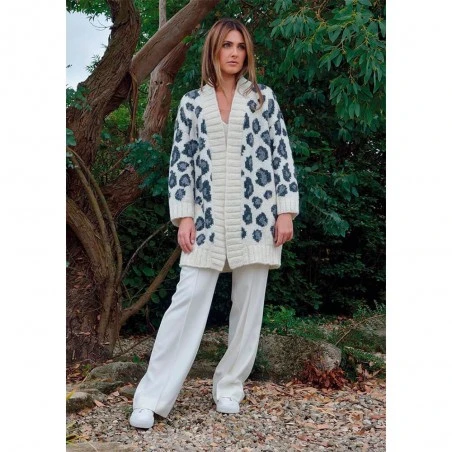 PALE By Kim Hargreaves 5 PALE By Kim Hargreaves - Imagen 4