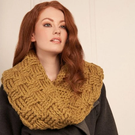 Rowan Crochet In Style. 11 Designs By Emma Wright 6 Rowan Crochet In Style. 11 Designs By Emma Wright - Imagen 4