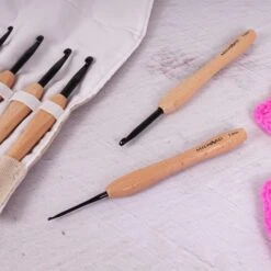 Set De Ganchillos Con Mango De Madera De Haya - Milward -Las Tijeras Magicas Tienda set de ganchillos con mango de madera de haya milward 3