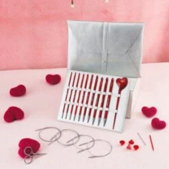 Set Ganchillos Tunecinos Con Accesorios Amore - Edición Limitada - KnitPro